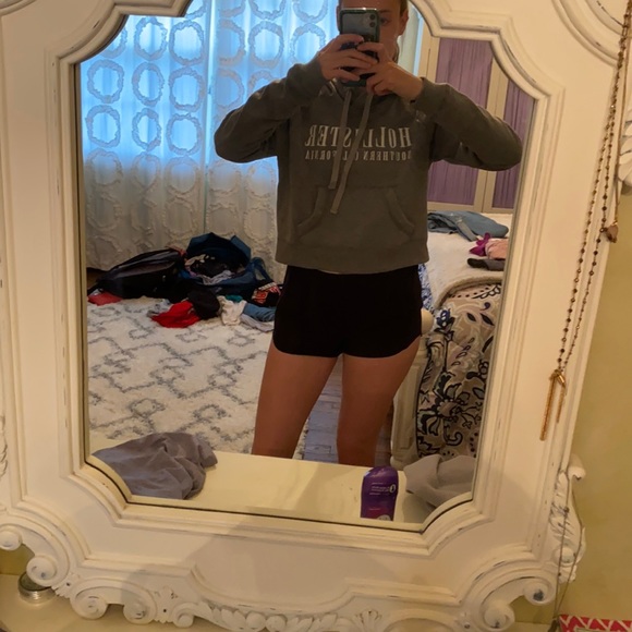 Sweatshirt - Picture 1 of 1